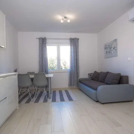 In 40364 Apartament Rogoznica (Sibenik-Knin)