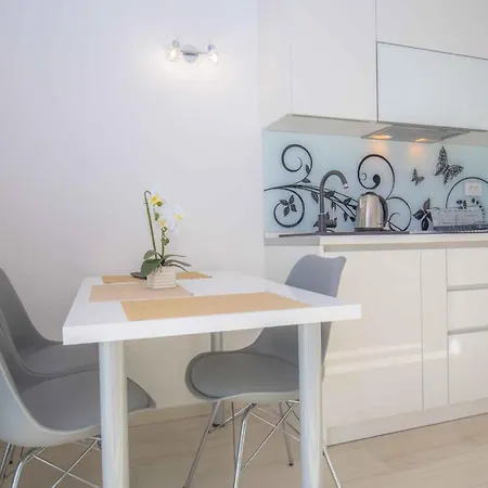 Apartment In Rogoznica 40364 Rogoznica (Sibenik-Knin)