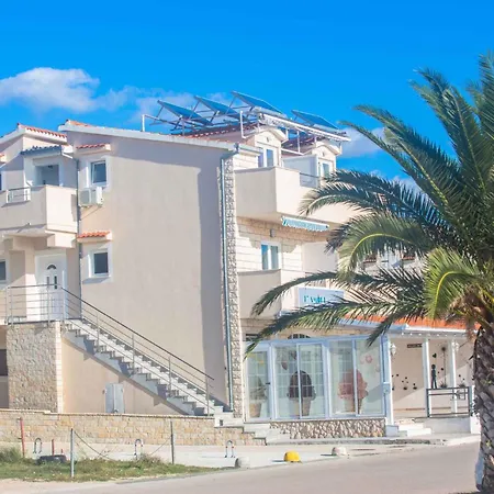 In 40364 Apartament *