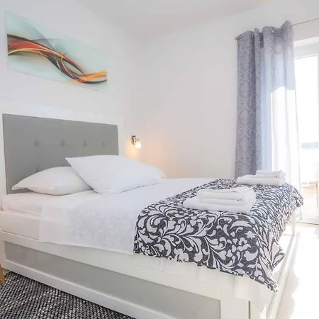 Apartament In 40364
